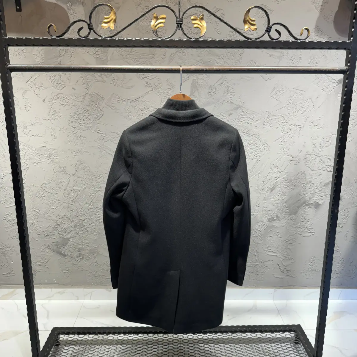 Moncler Özel Tasarım Siyah Kaban Ceket