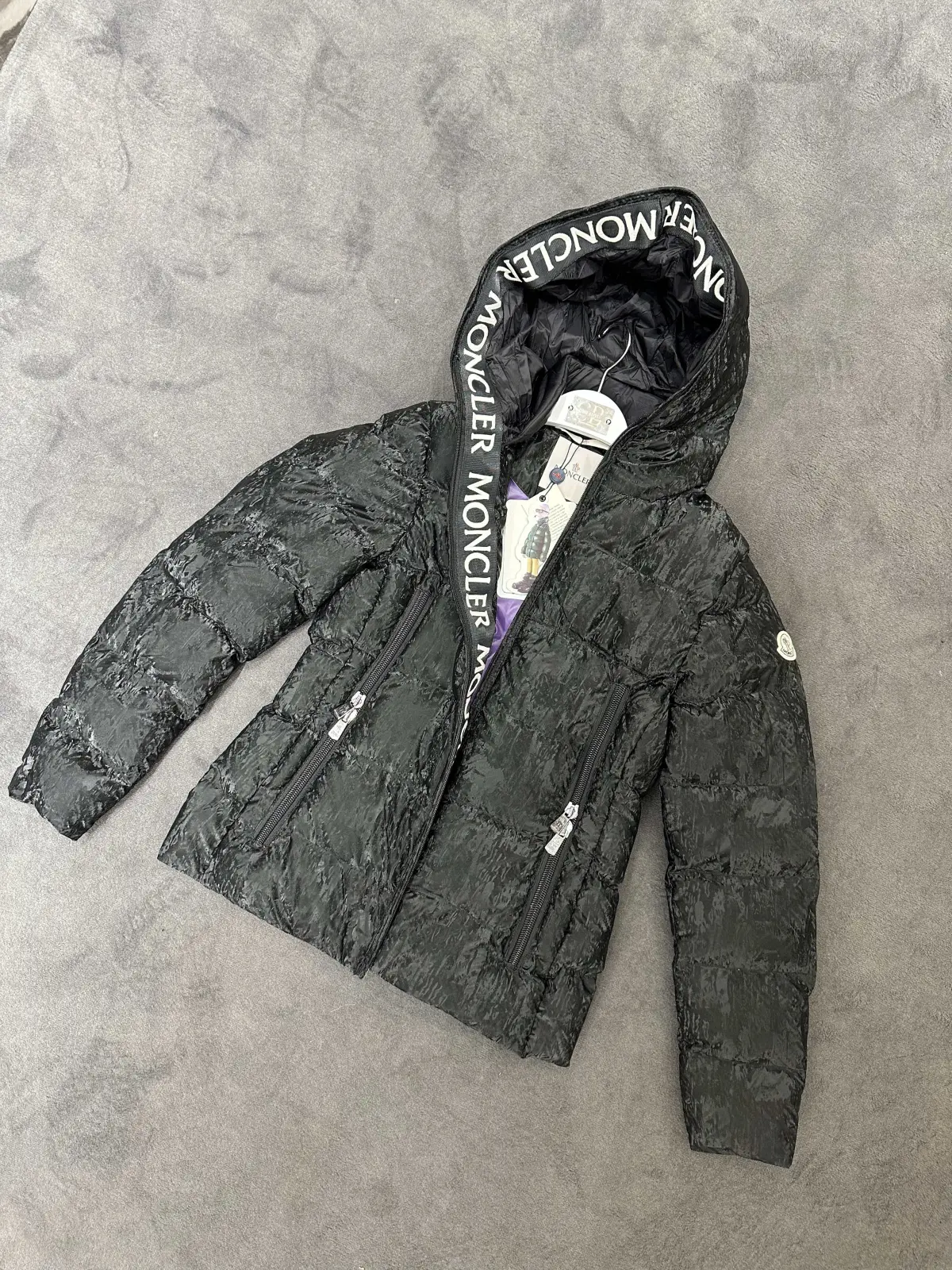 Moncler Siyah Şişme Mont