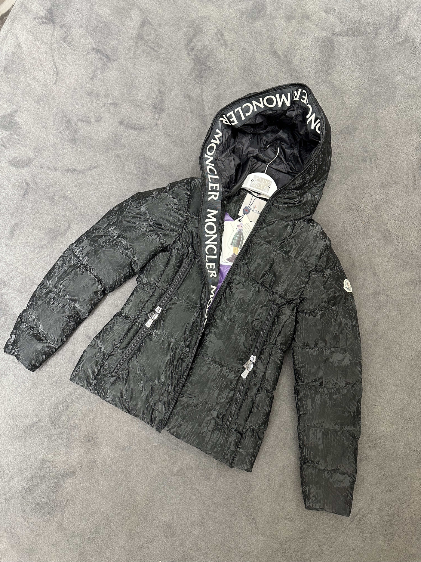 Moncler Siyah Şişme Mont