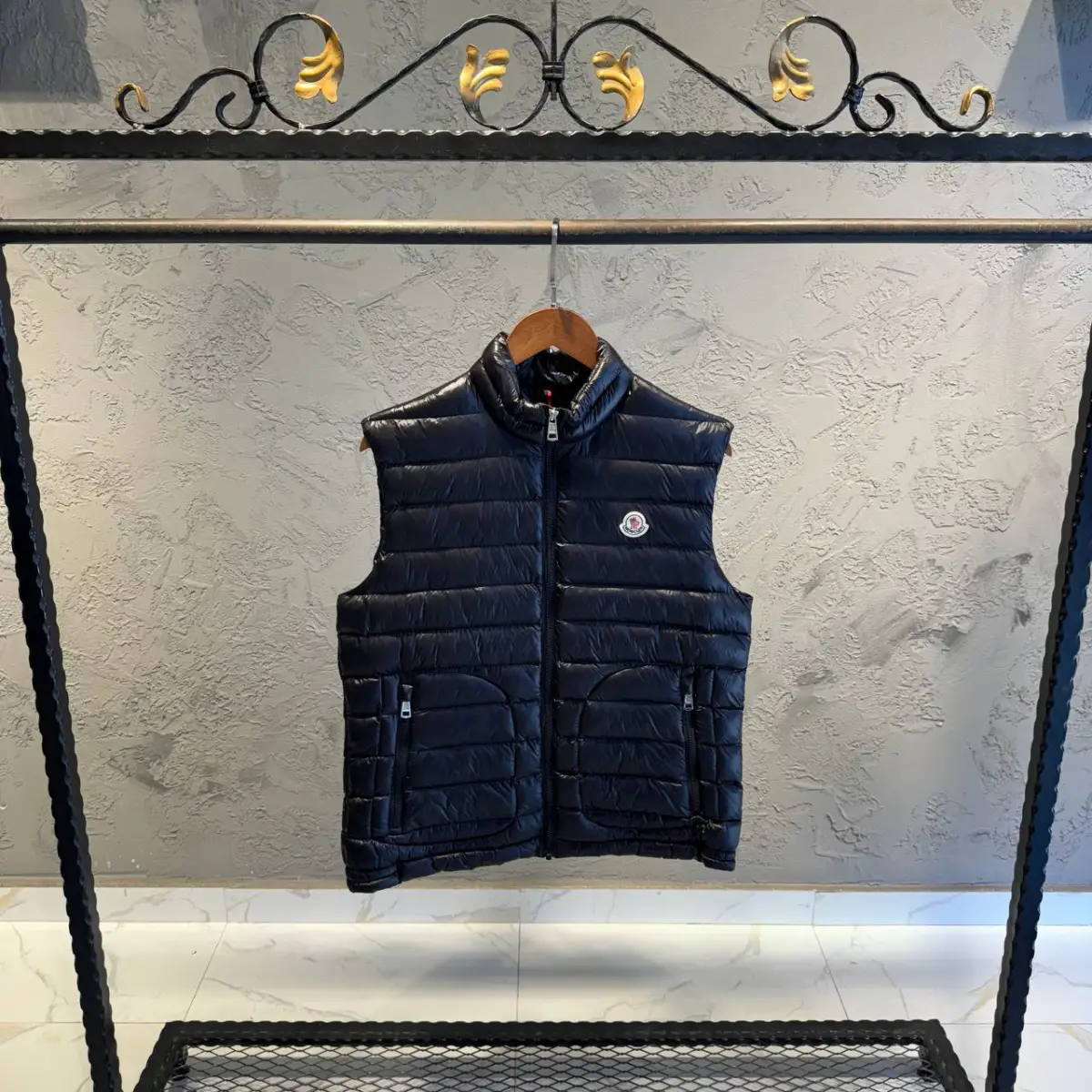 Moncler Siyah Şişme Yelek