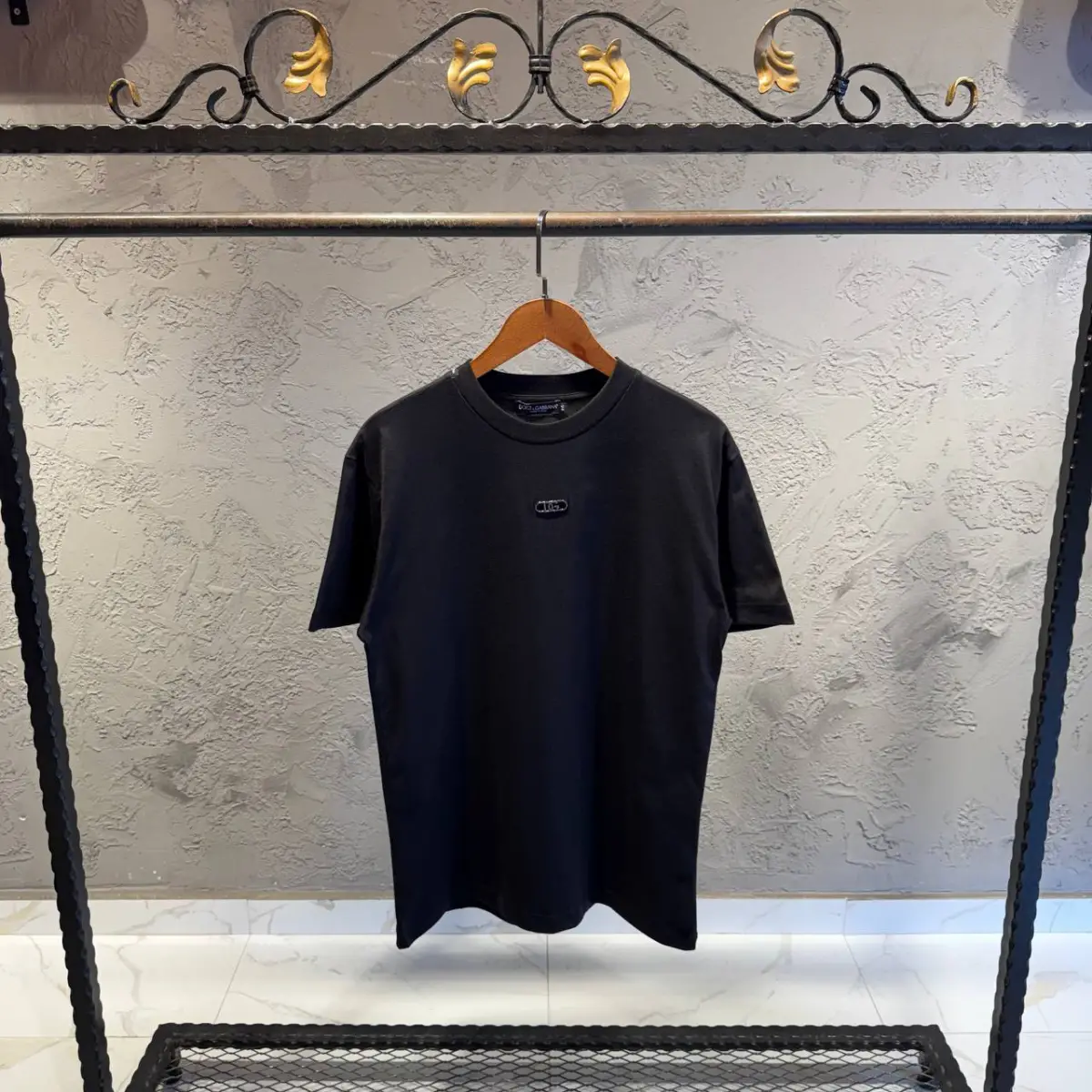 Dolce Gabbana Siyah Orta Logo Tişört