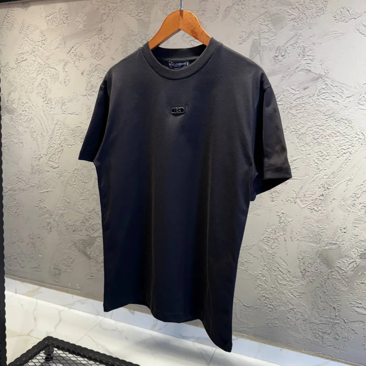 Dolce Gabbana Siyah Orta Logo Tişört