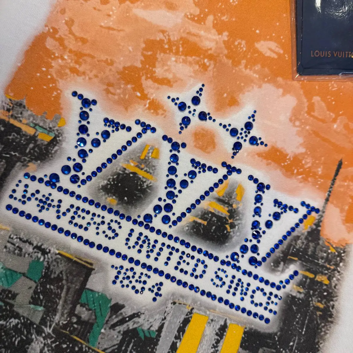 Louis Vuitton Beyaz Taş Baskılı Tişört