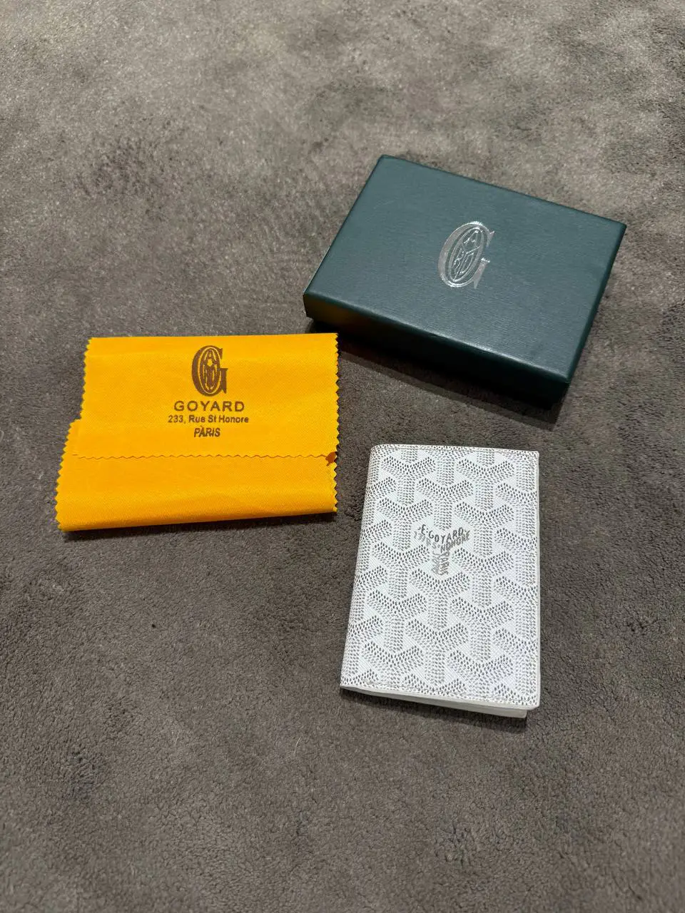 Goyard Beyaz Kartlık Cüzdan