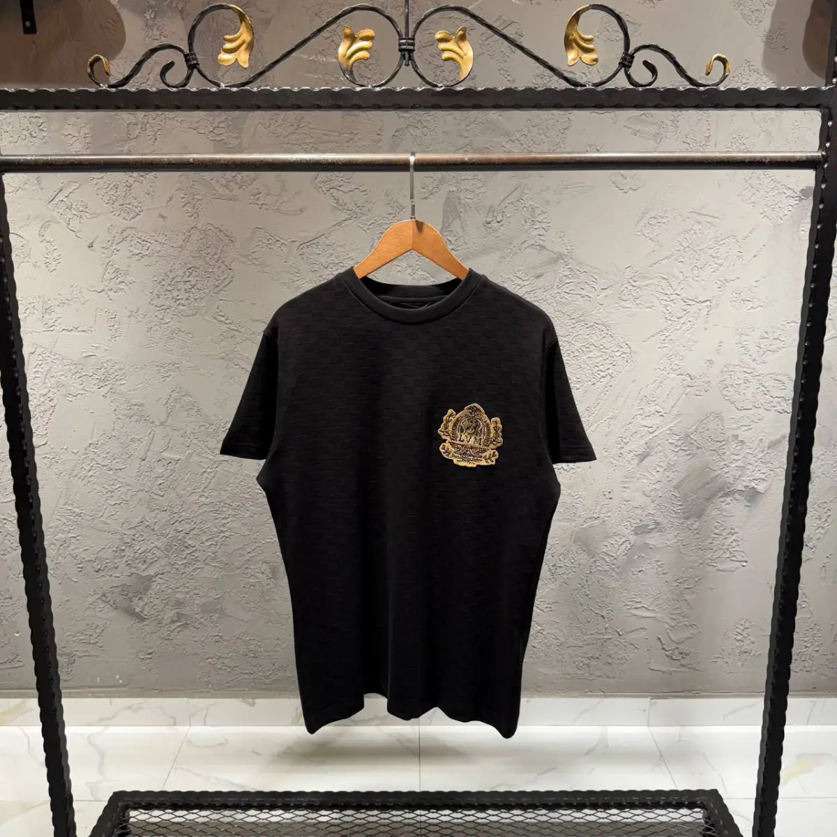 Louis Vuitton Siyah Armalı Tişört