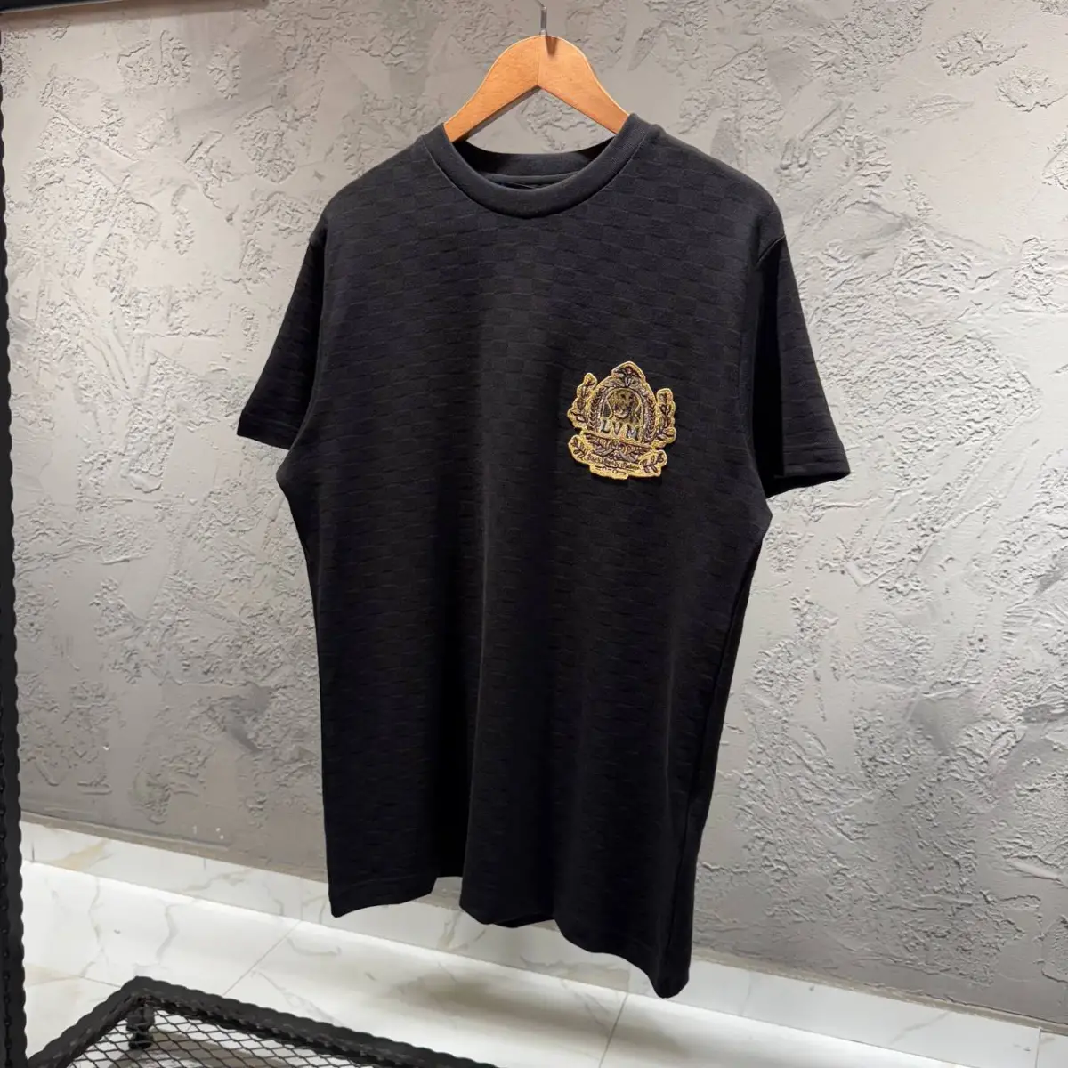 Louis Vuitton Siyah Armalı Tişört