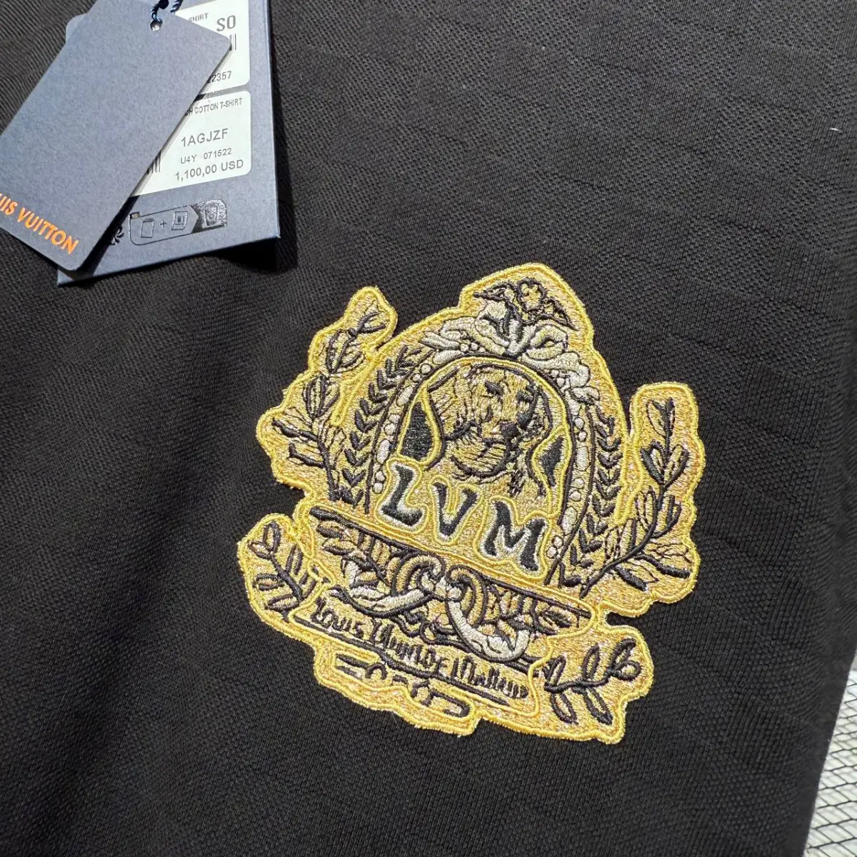 Louis Vuitton Siyah Armalı Tişört