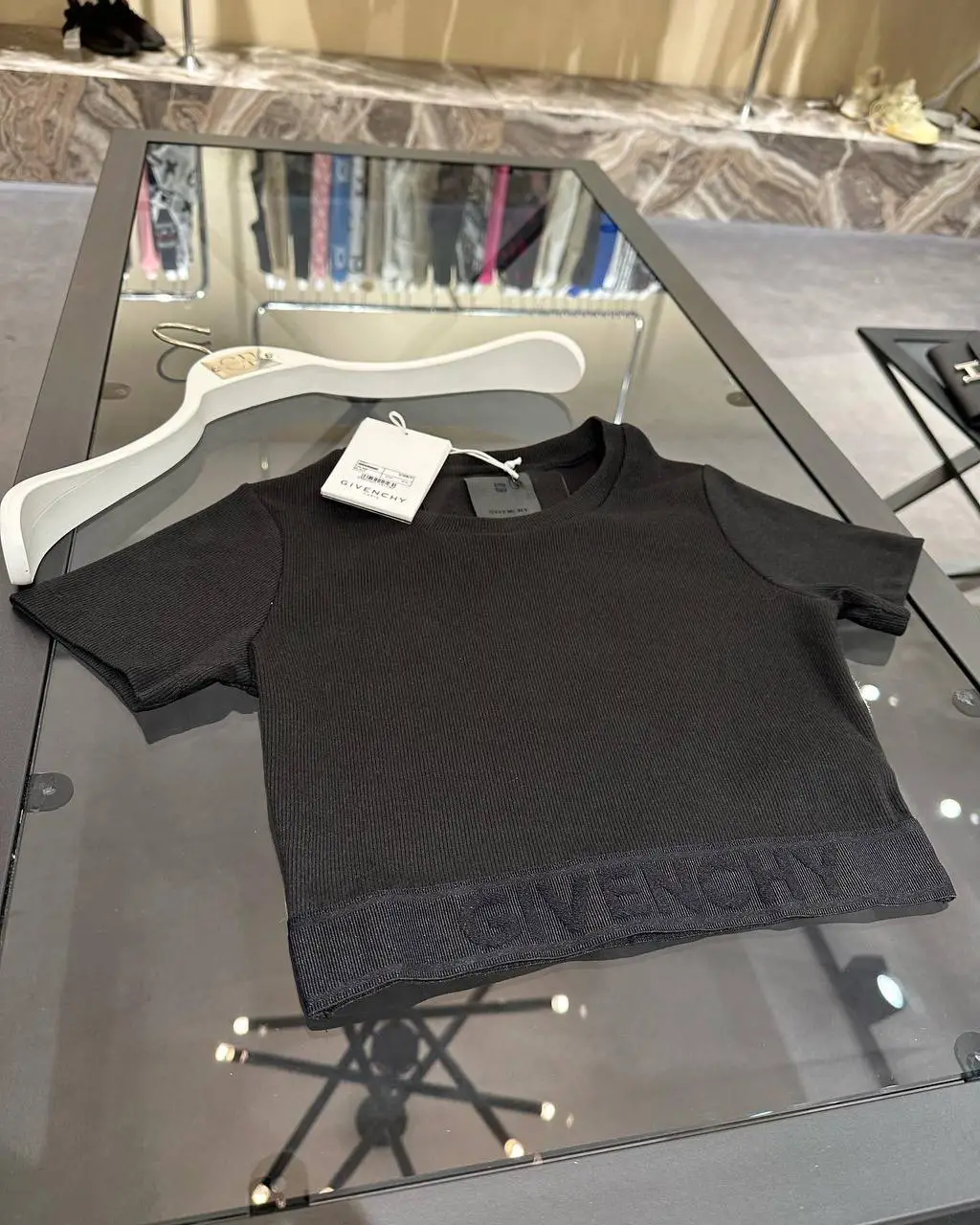 Givenchy Siyah Crop Tişört