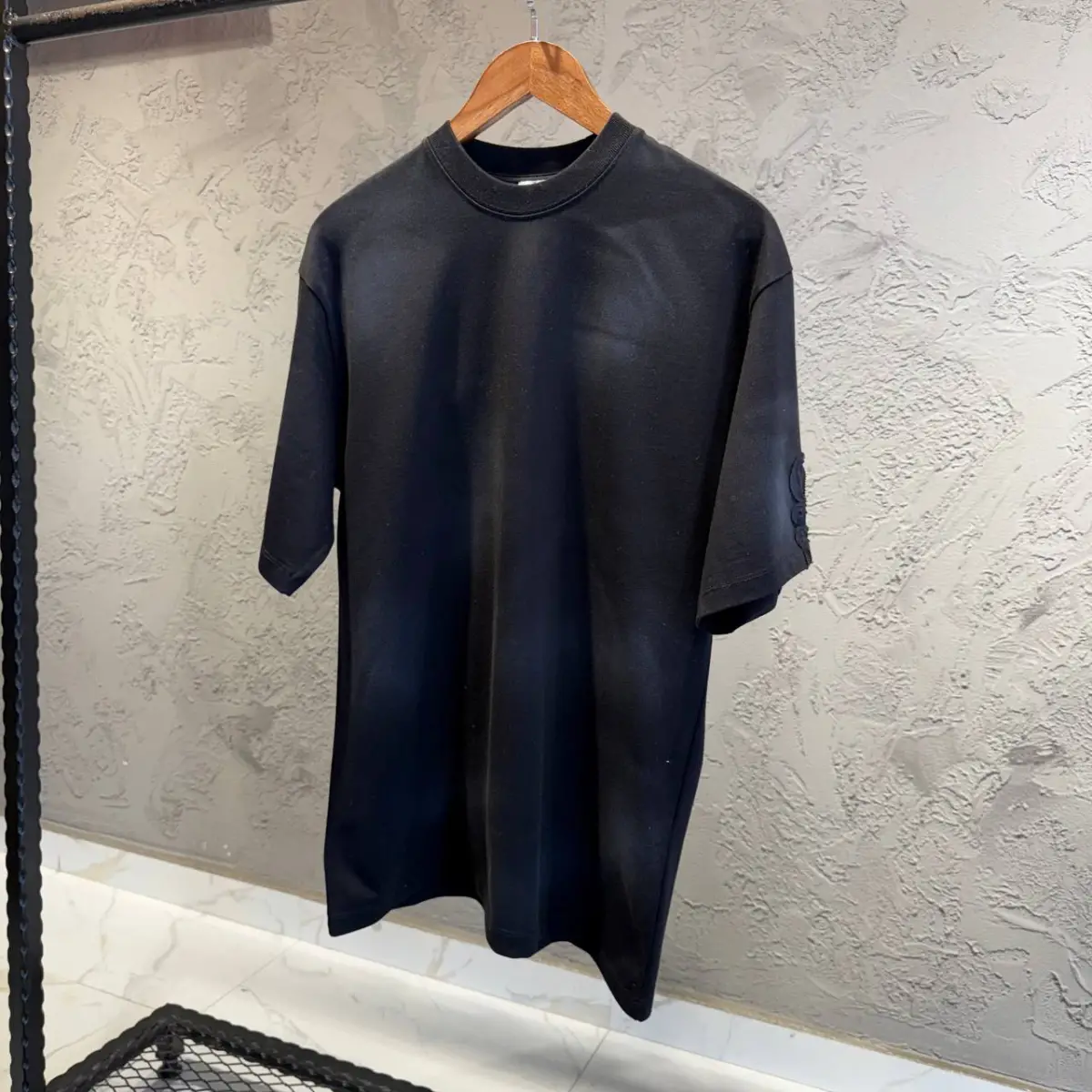 Loewe Siyah Kol Detaylı Tişört