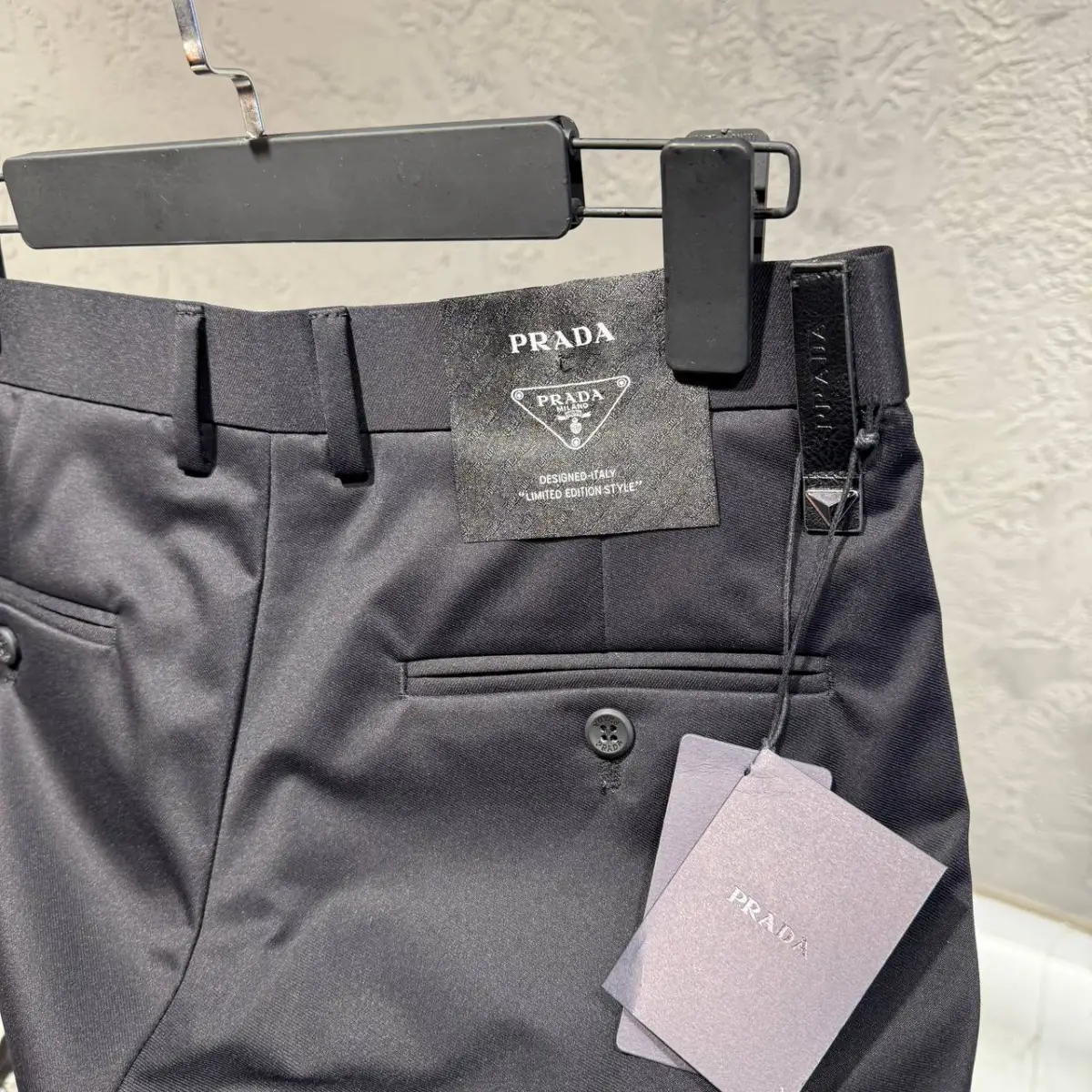 Prada Siyah Logo Detaylı İthal Jogger