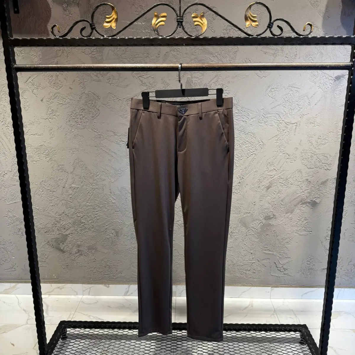 Prada Logo Detaylı Kahverengi Jogger