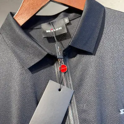 Kiton Siyah Fermuar Detaylı İthal Yakalı Tişört