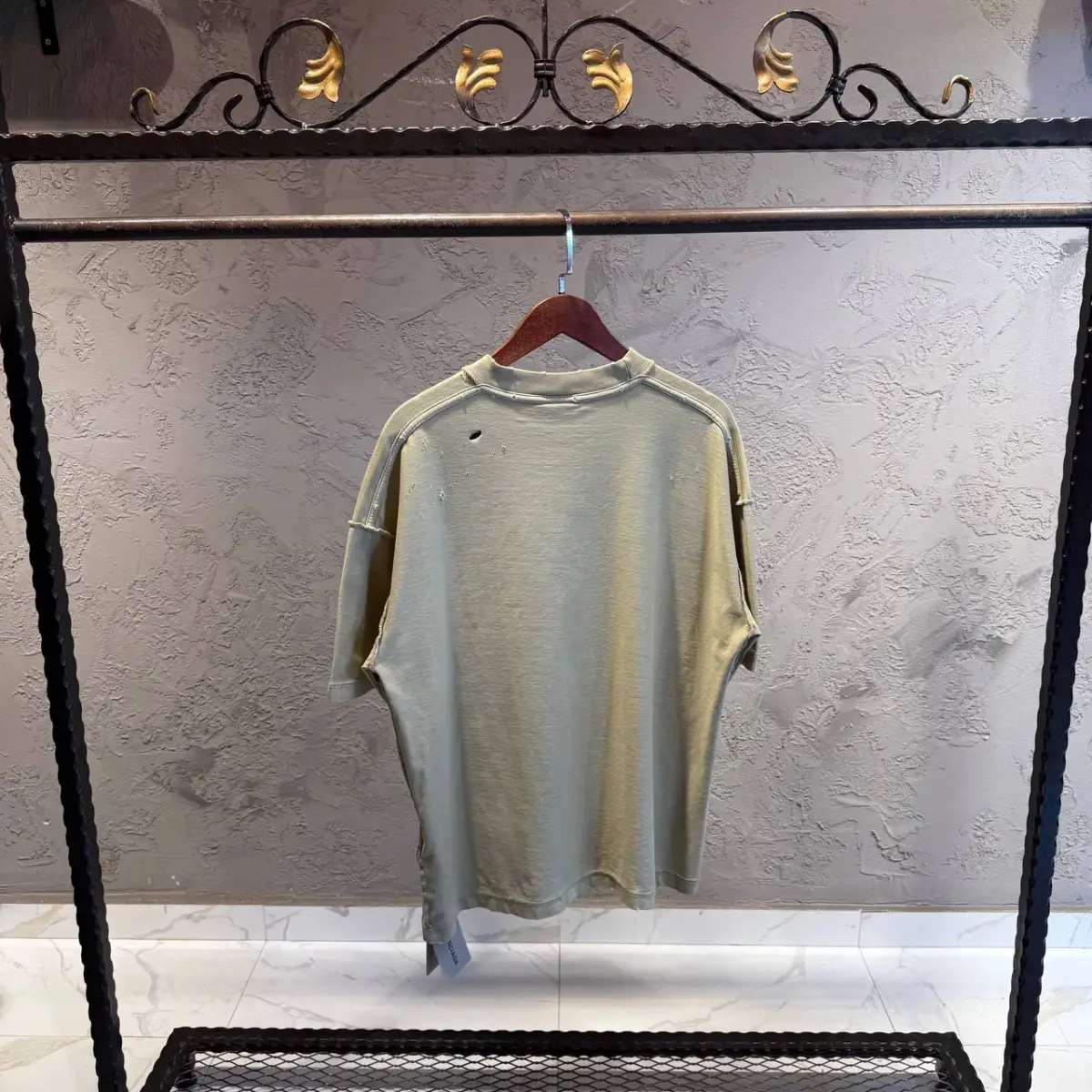 Balenciaga Haki Nakış Detaylı Tişört