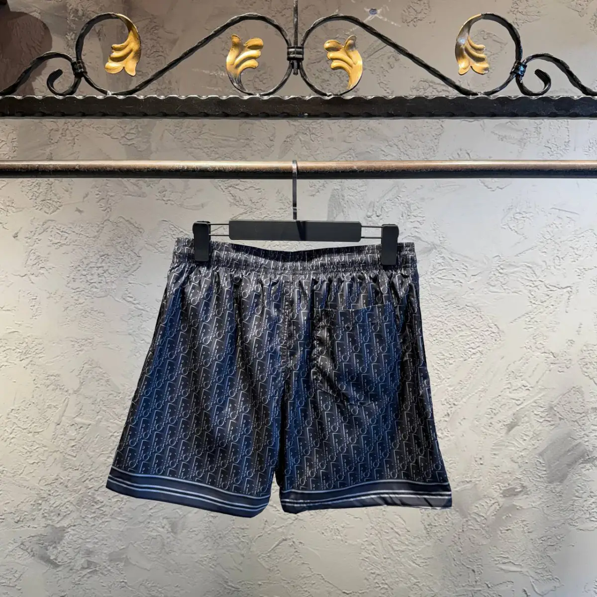 Dior Siyah Logo Detaylı Deniz Şortu