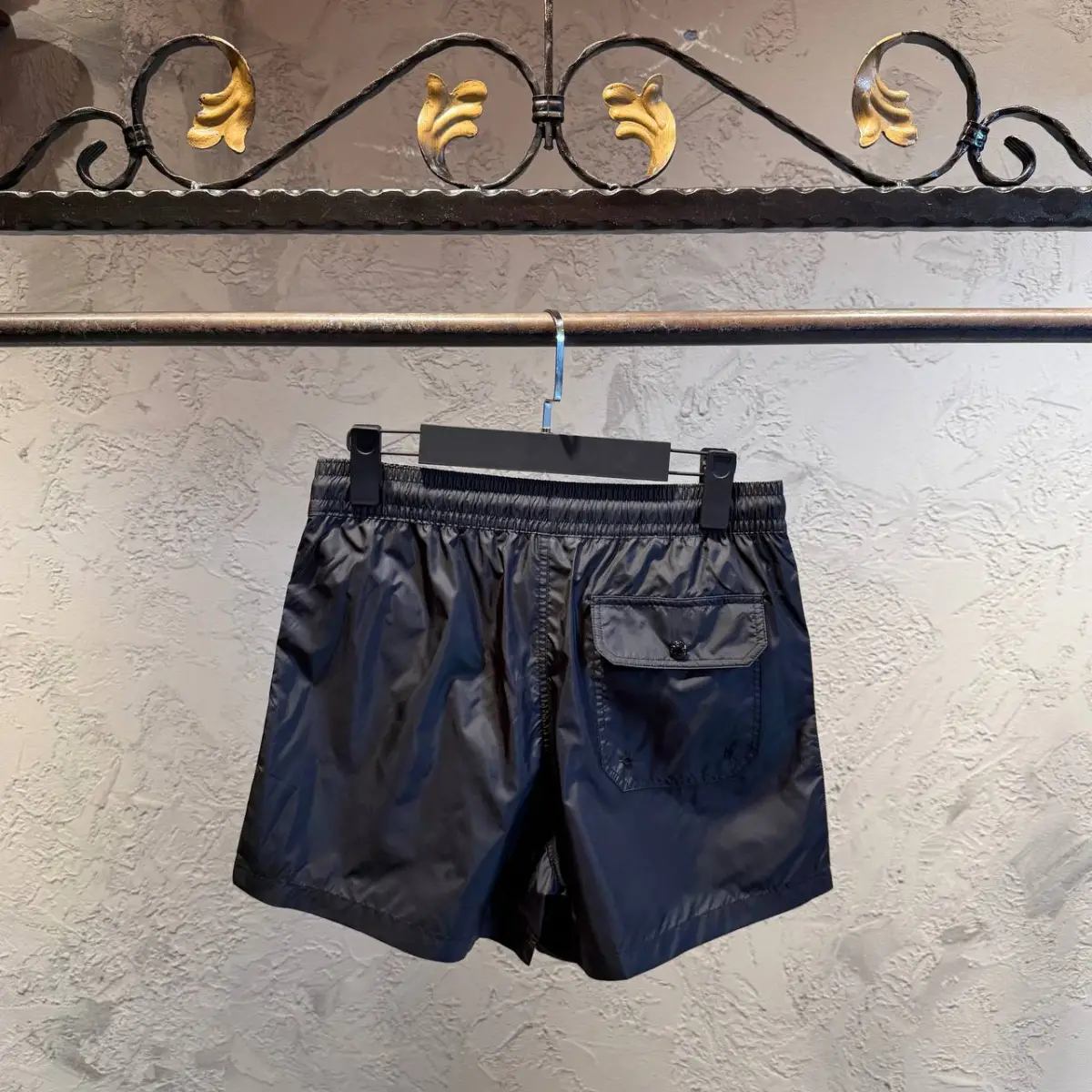 Moncler Siyah Cepli Deniz Şortu