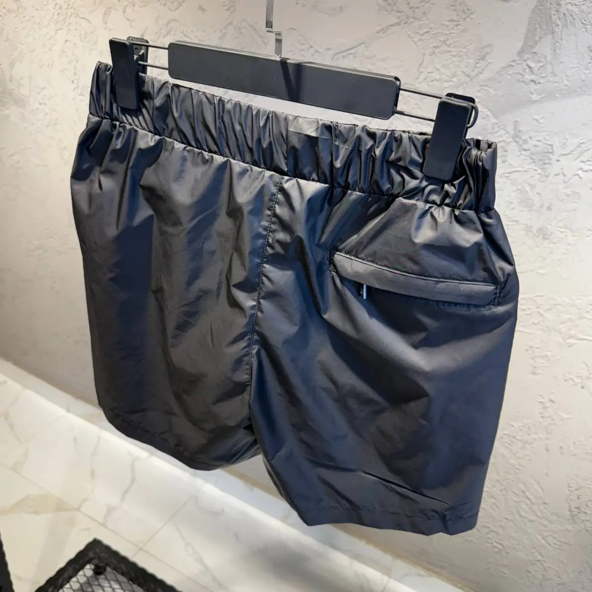 Dolce Gabbana Siyah Logo Detaylı Deniz Şortu