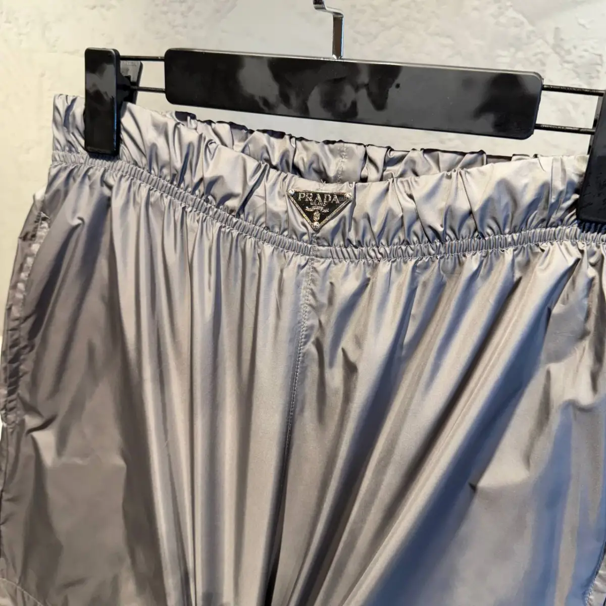 Prada Antrasit Logo Detaylı Deniz Şortu