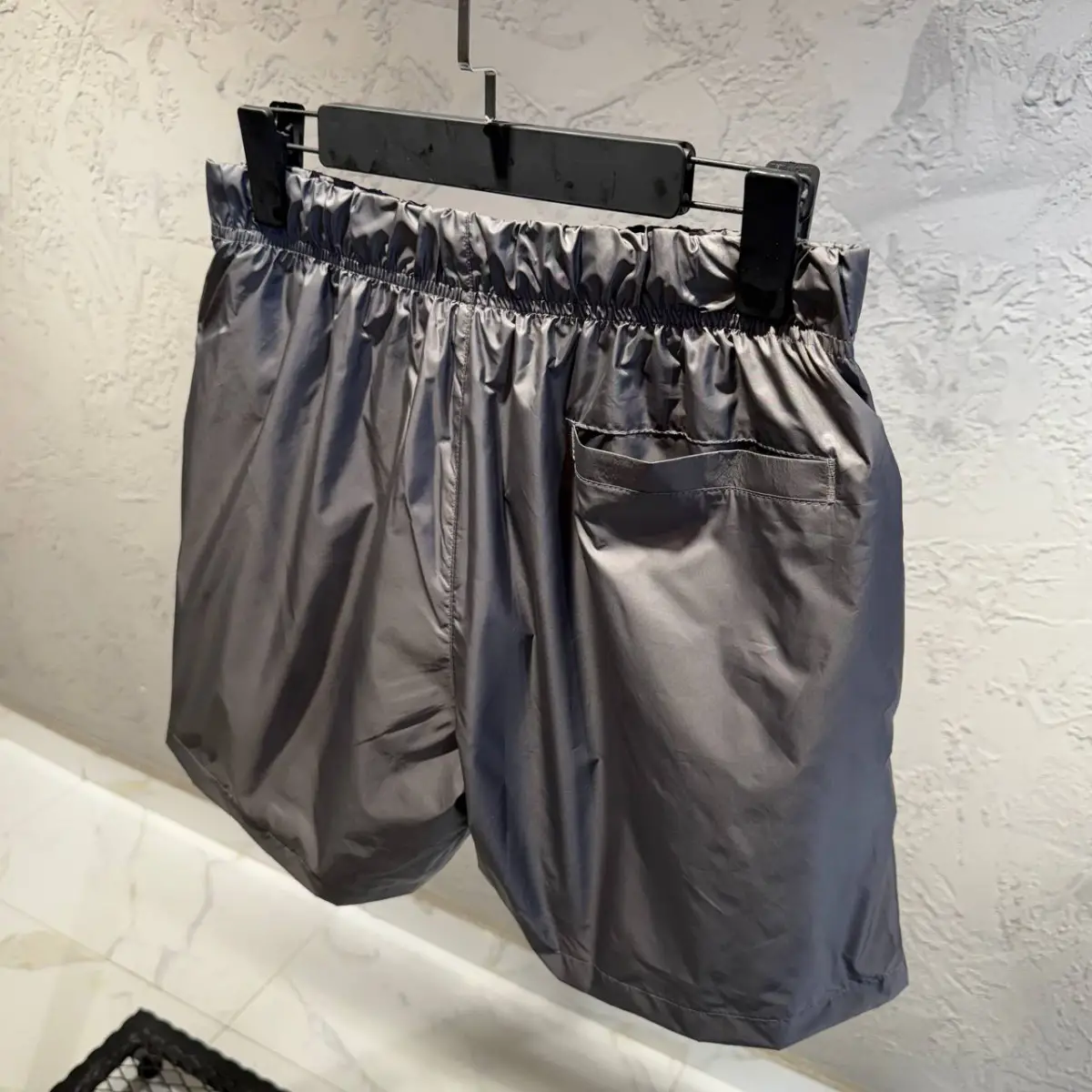 Prada Antrasit Logo Detaylı Deniz Şortu