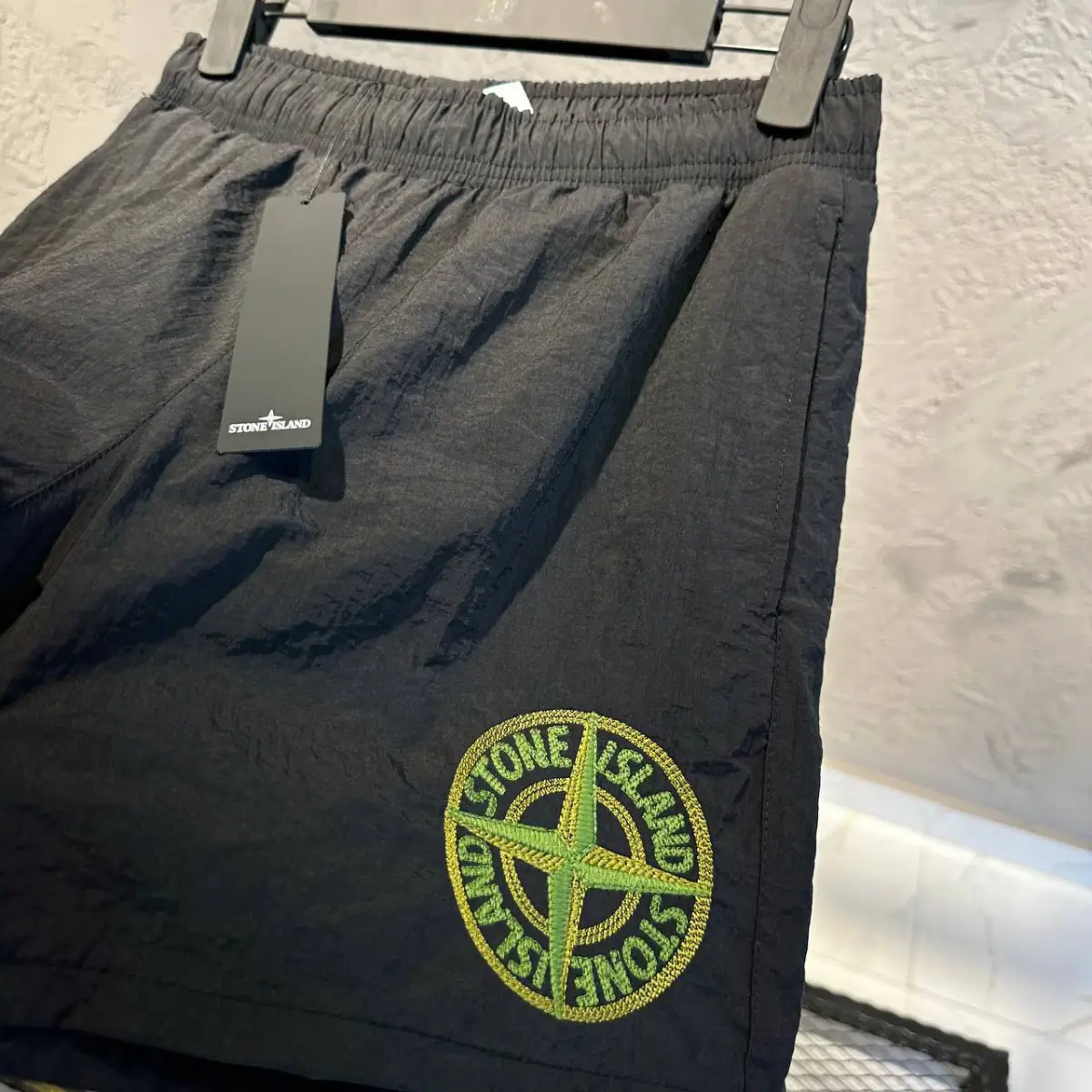Stone Island Siyah Deniz Şortu