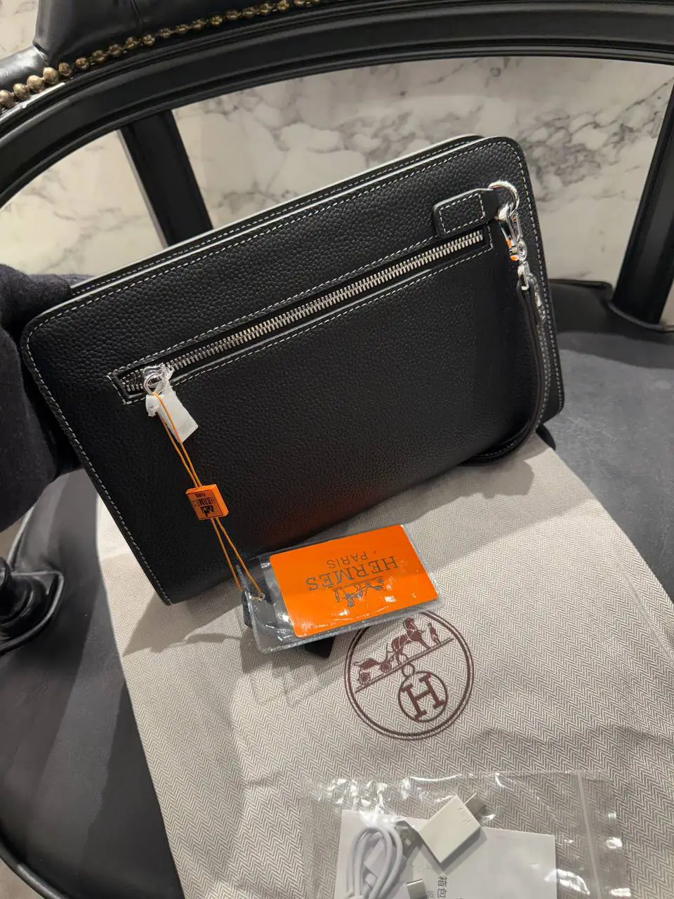 Hermes Siyah Parmak İzli Clutch