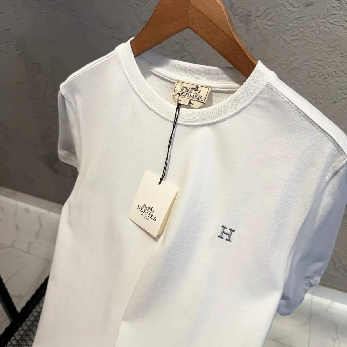 Hermes Beyaz Mavi Şeritli Tişört