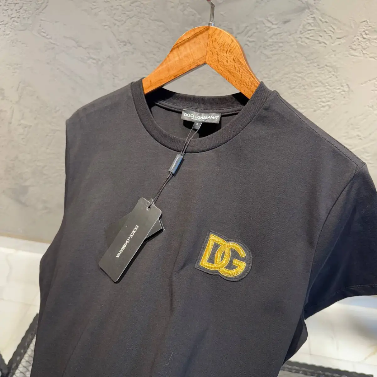 Dolce Gabbana Siyah Gold Logo Detay Tişört