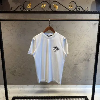 Burberry Beyaz Siyah Logo Detay Tişört
