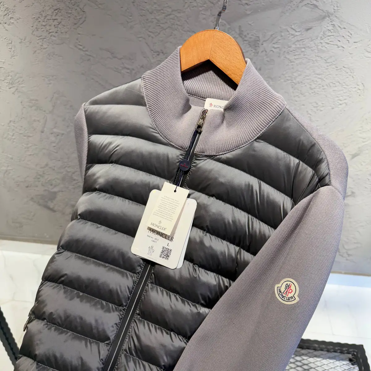 Moncler Detaylı Çelik Örme Ceket