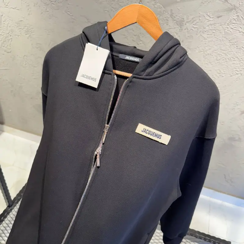 Jacquemus Siyah Logo Detaylı Kapşonlu Sweatshirt