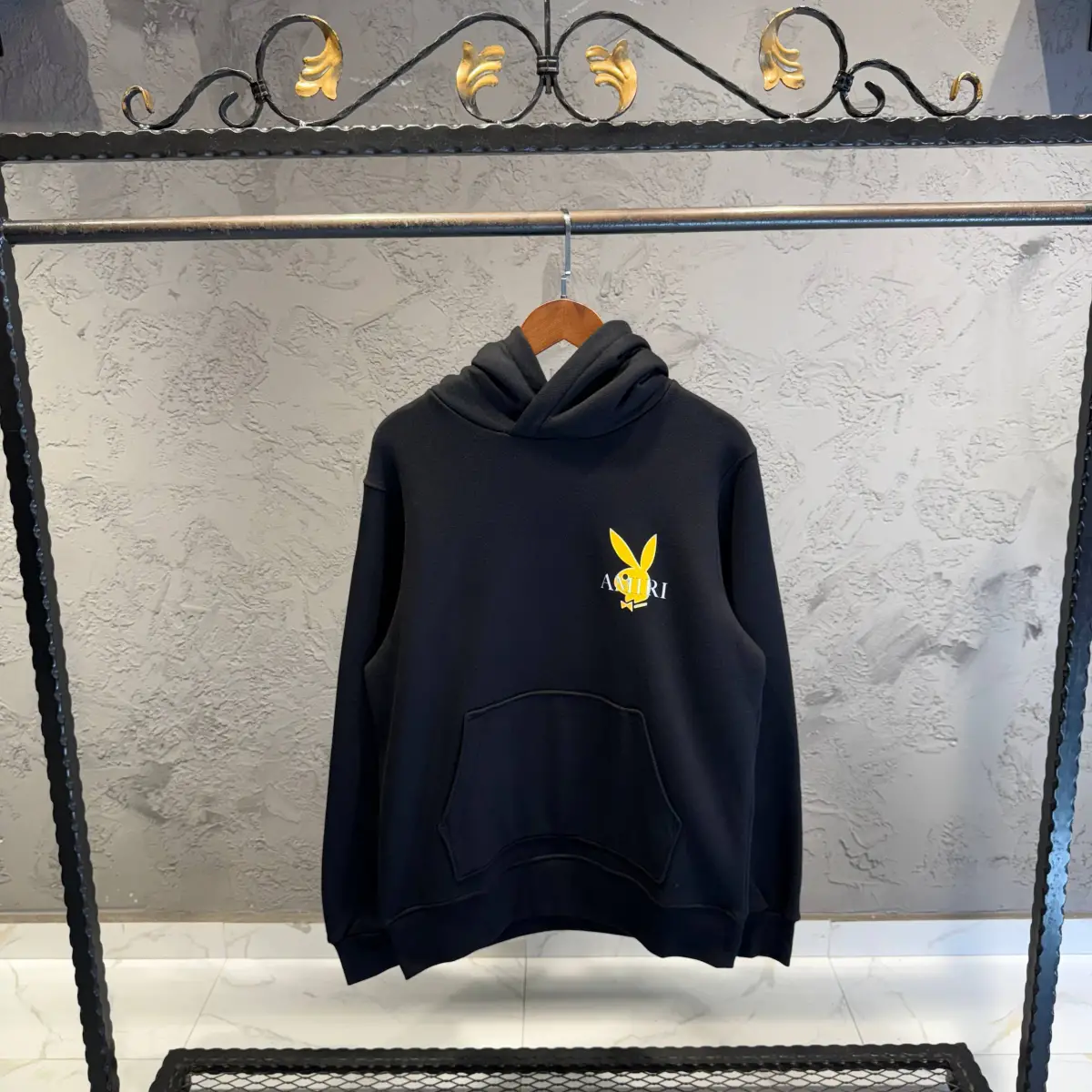 Amiri Siyah Baskılı Hoodie
