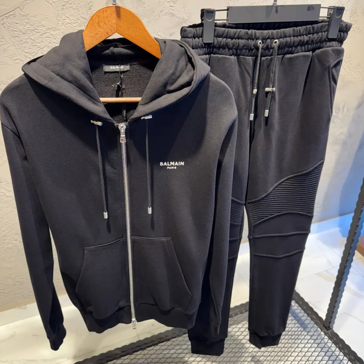 Balmain Siyah Logo Detaylı Eşofman Takımı