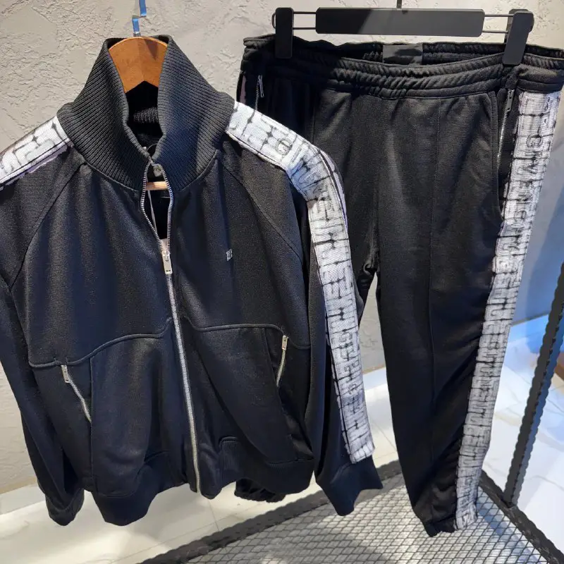 Givenchy Siyah Eşofman Takımı