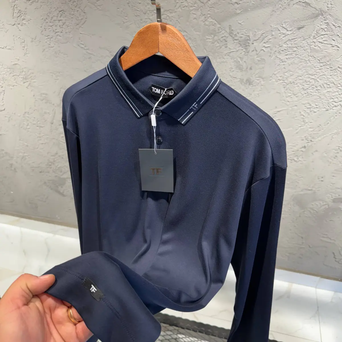 Tomford Lacivert UzunKol İthal Sweat