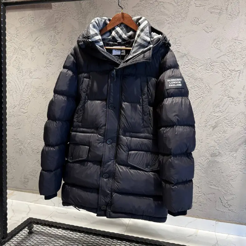 Burberry Siyah Logo Detay Şişme Mont