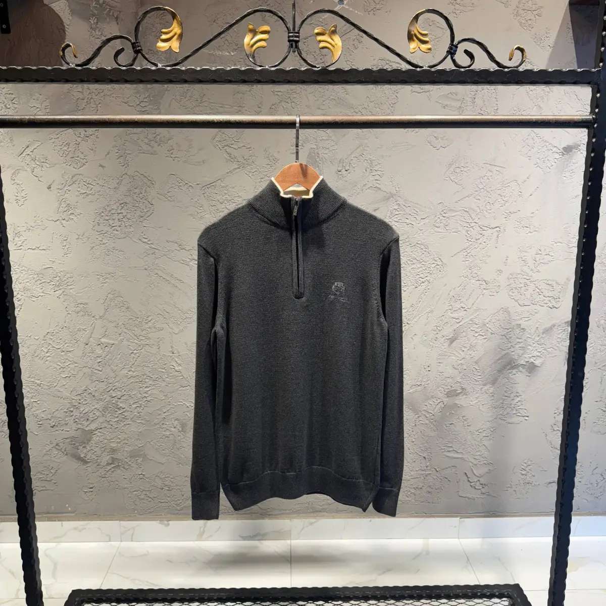 Loro Piana Gri Boğazlı Kazak