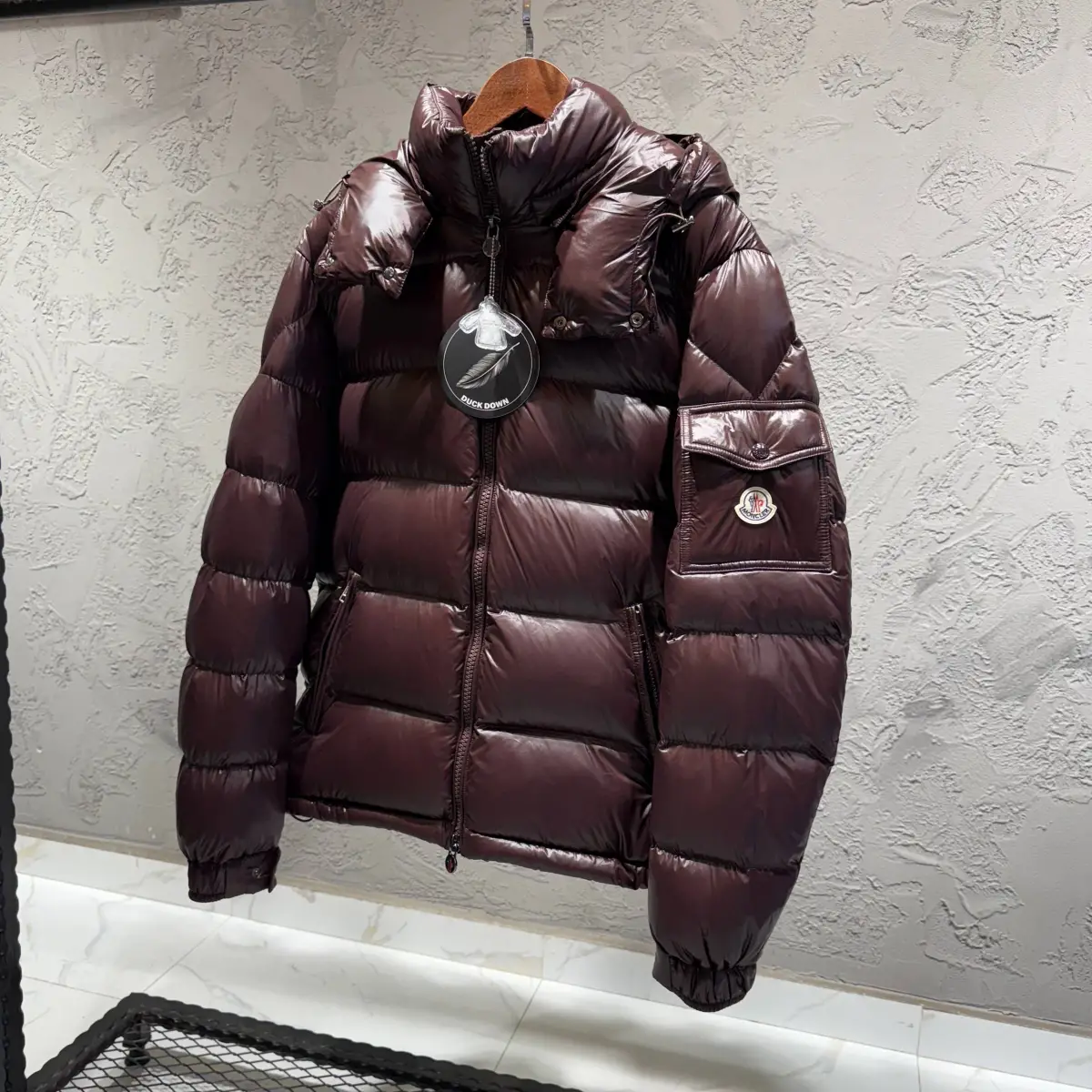Moncler Bordo Şişme Mont