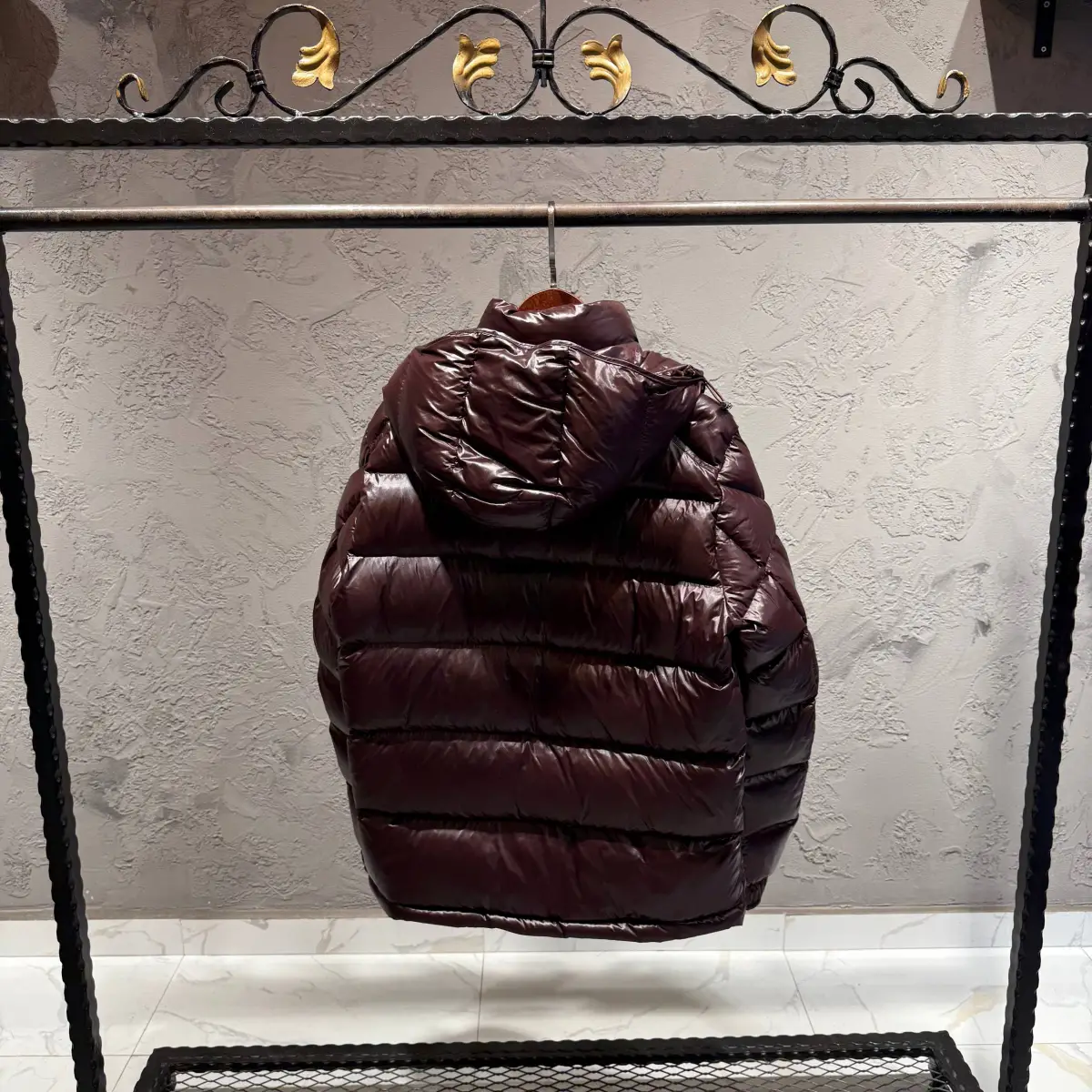 Moncler Bordo Şişme Mont