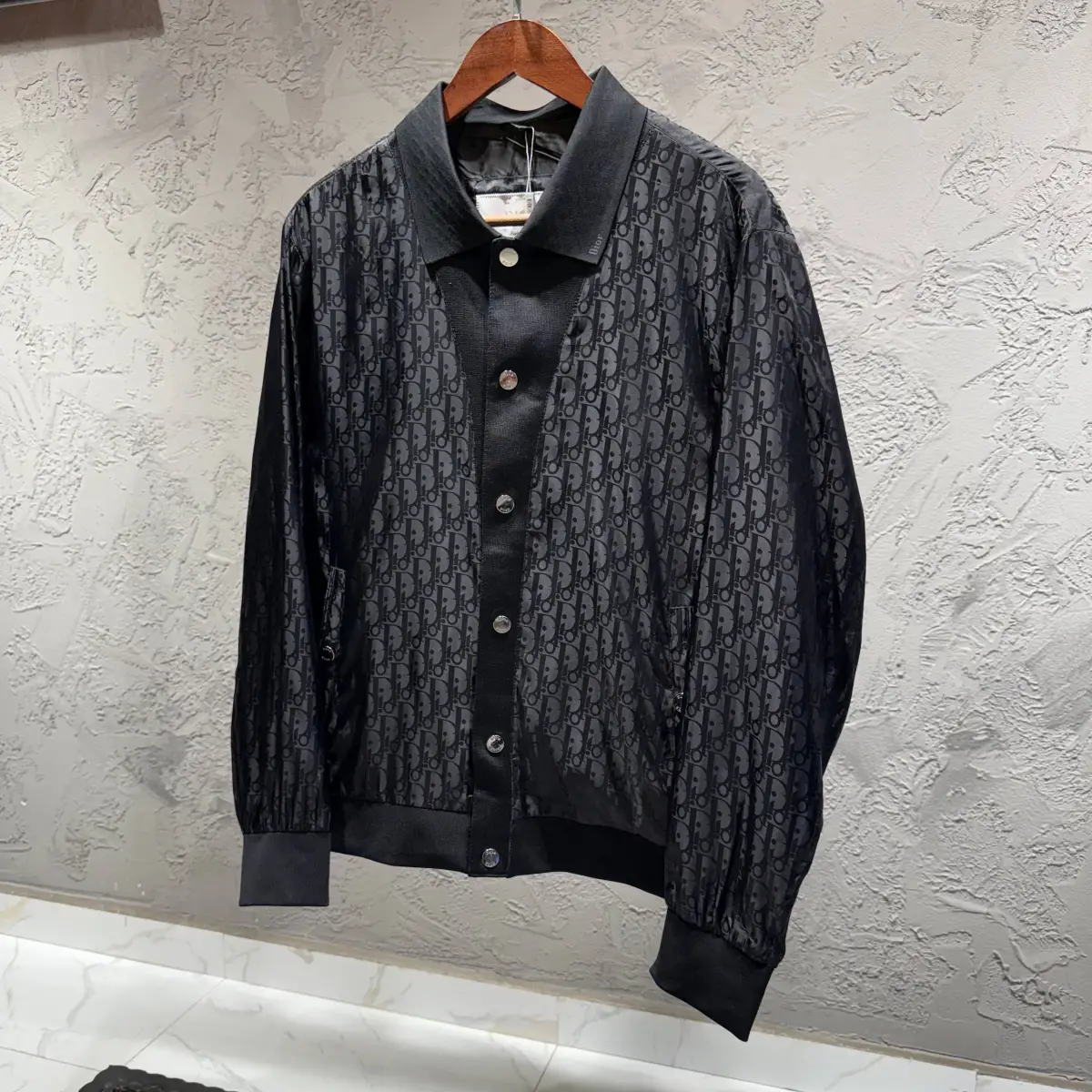 Dior Desenli Parlak Kumaş Ceket