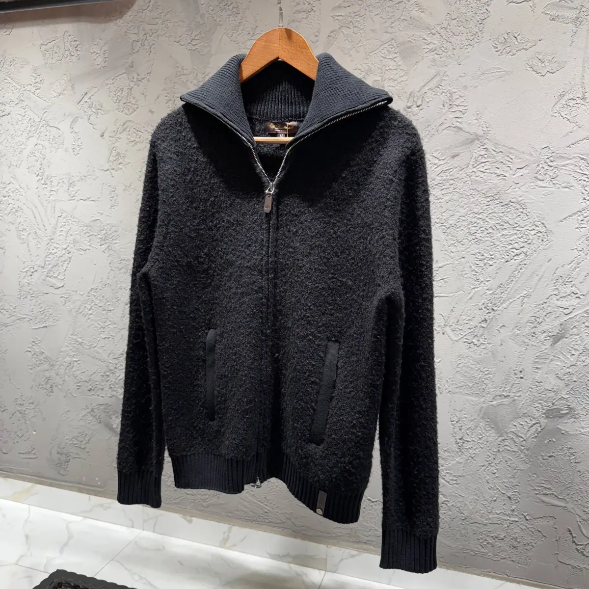 Loro Piana Siyah Yün Hırka