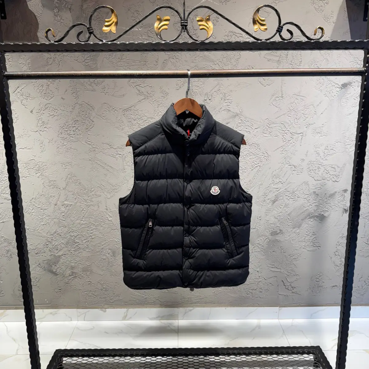 MONCLER Siyah Mat Yelek