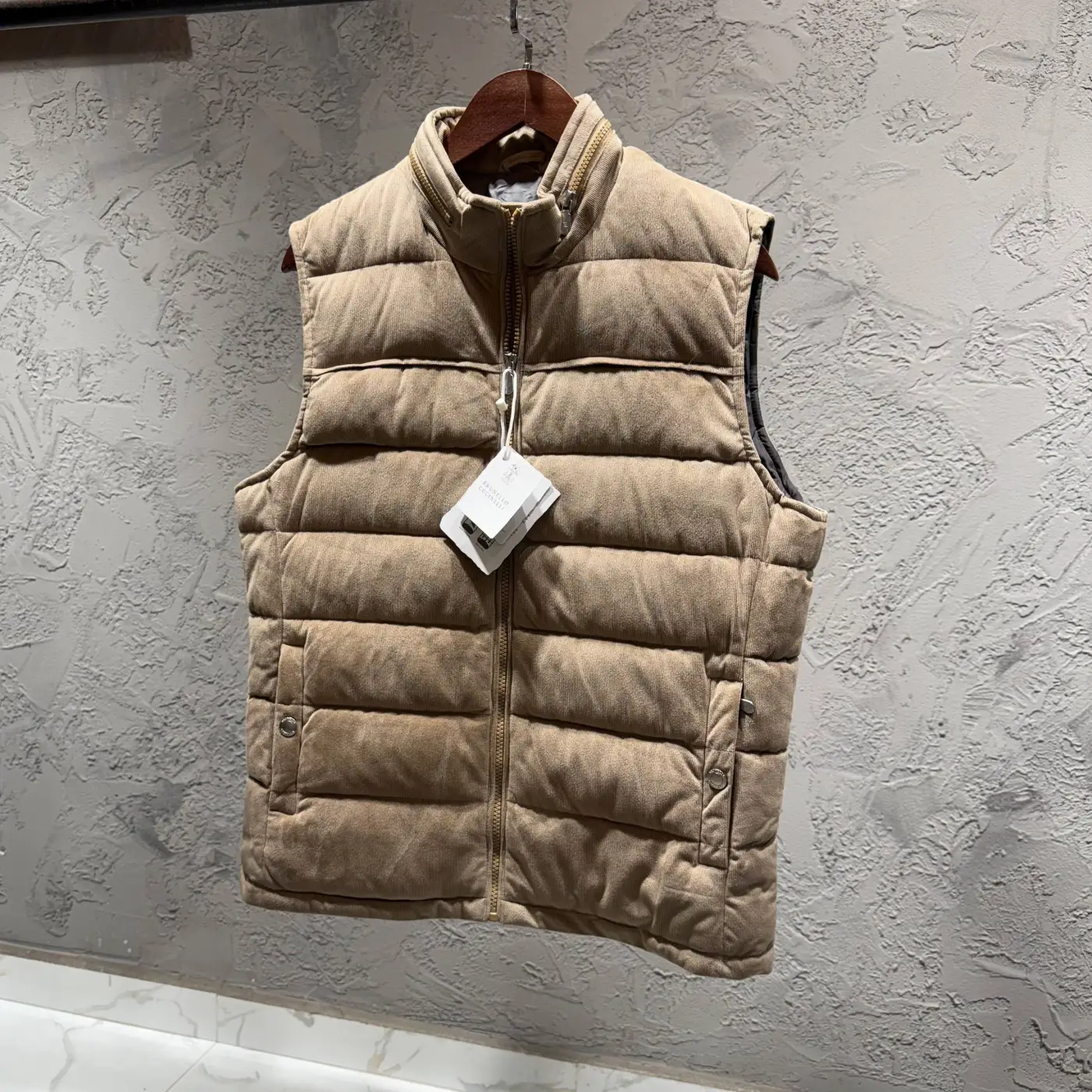 BRUNELLO CUCINELLI Krem Süet Yelek