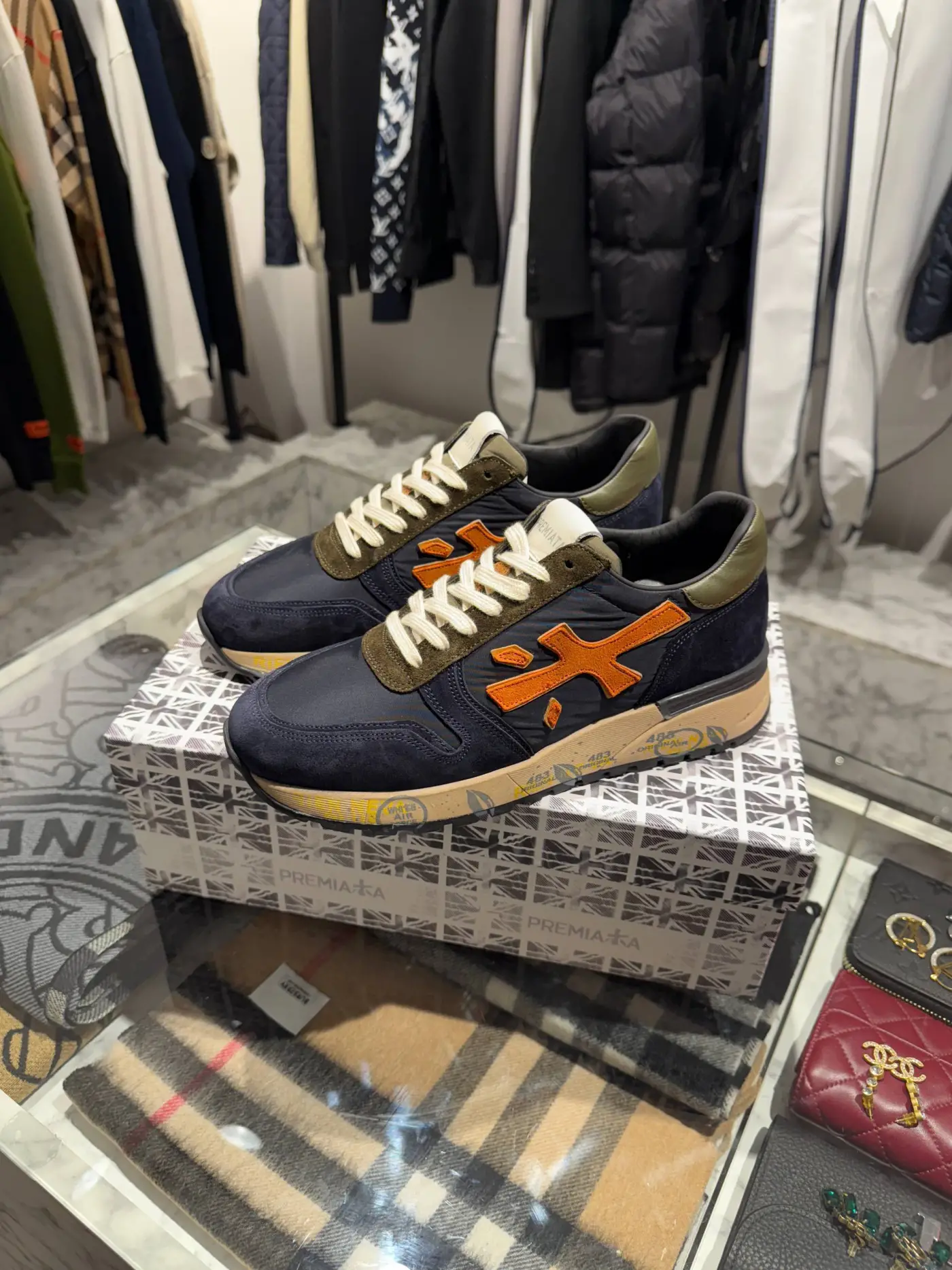 Premiata Turuncu Detaylı Deri