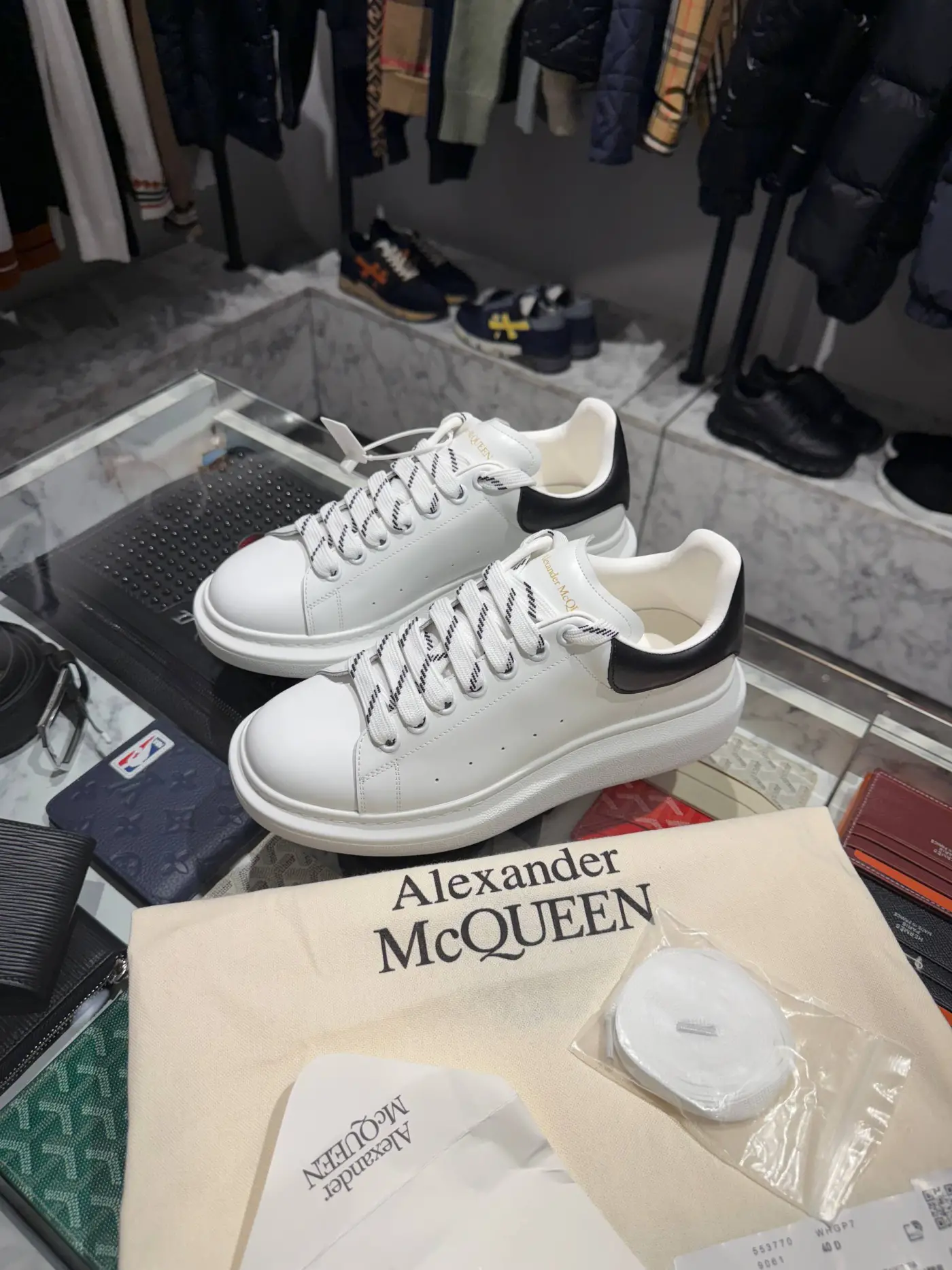 Mcqueen Beyaz Klasik Ayakkabi