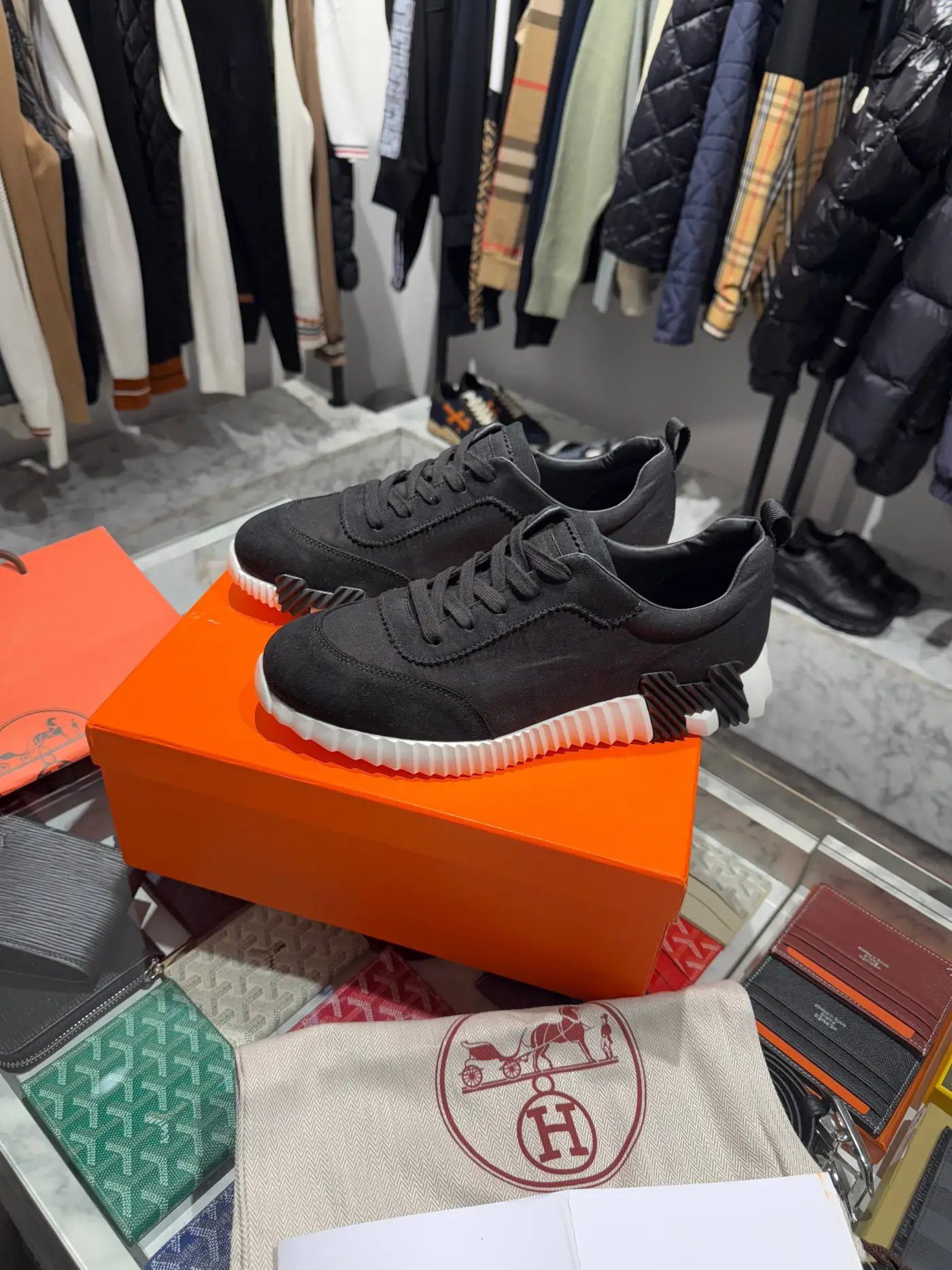 Hermes Siyah Süet Kumaş Ayakkabı