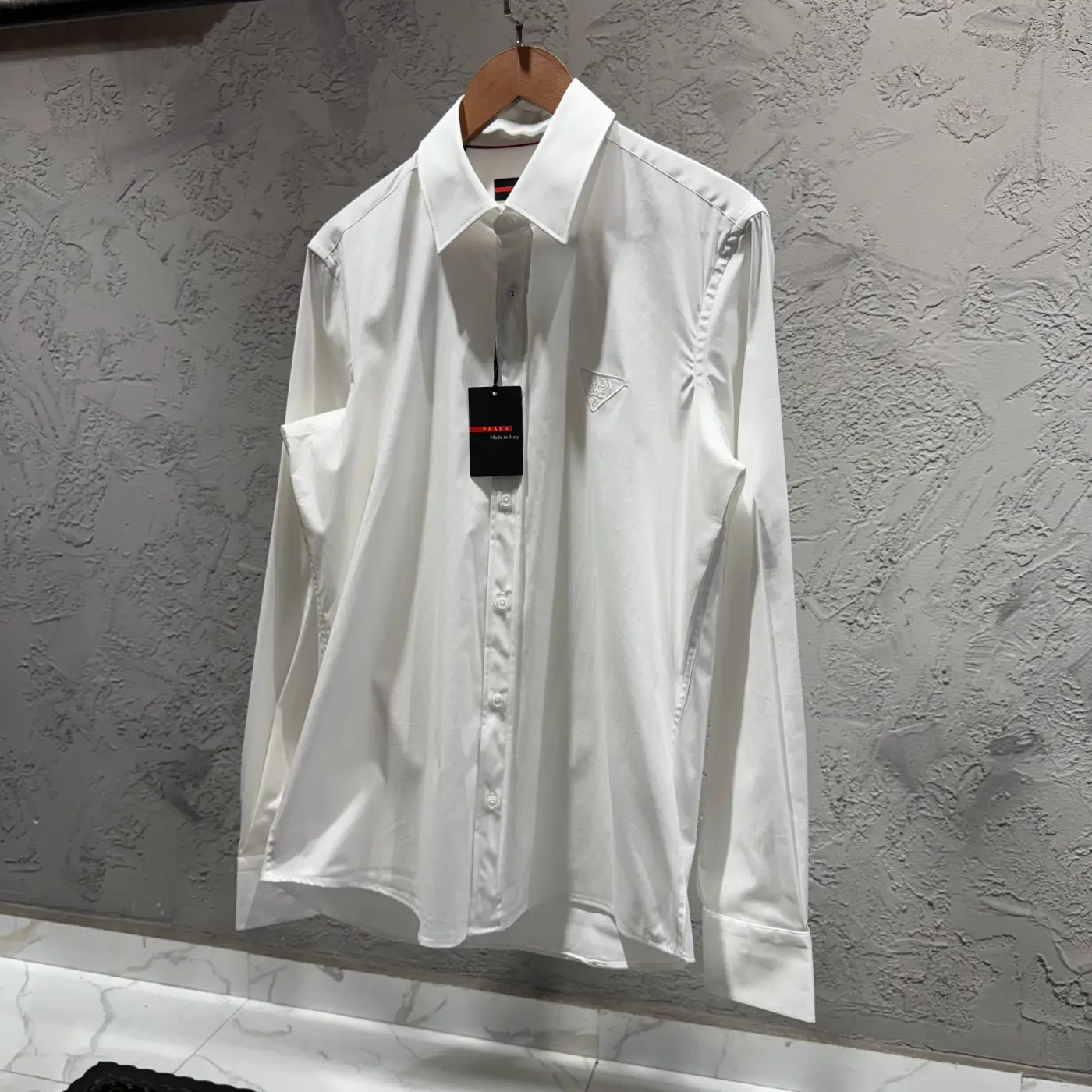 PRADA Beyaz Logo Detay Gömlek