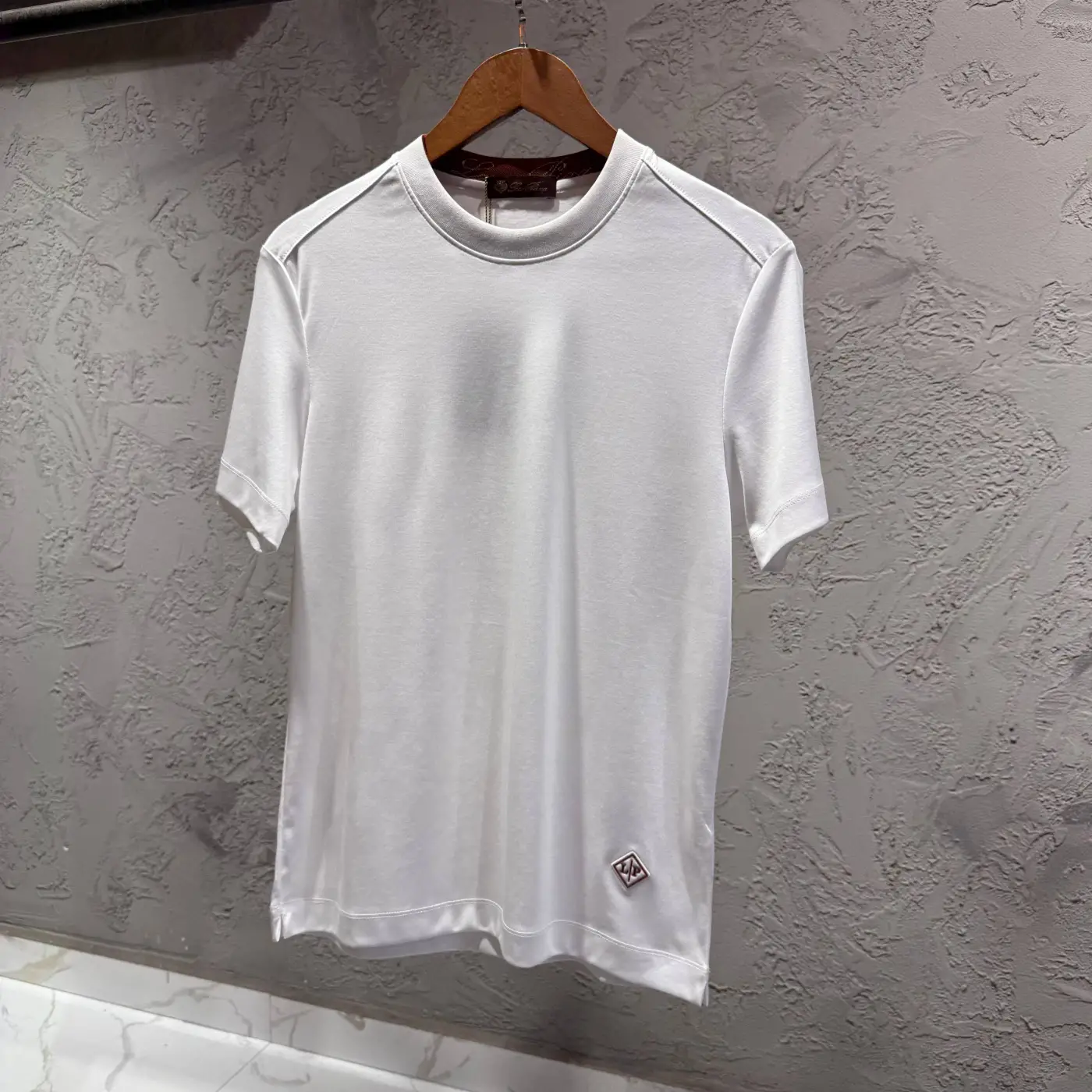 LORO PIANA Beyaz Alt Detay Tişört