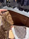 Louis Vuitton Valiz