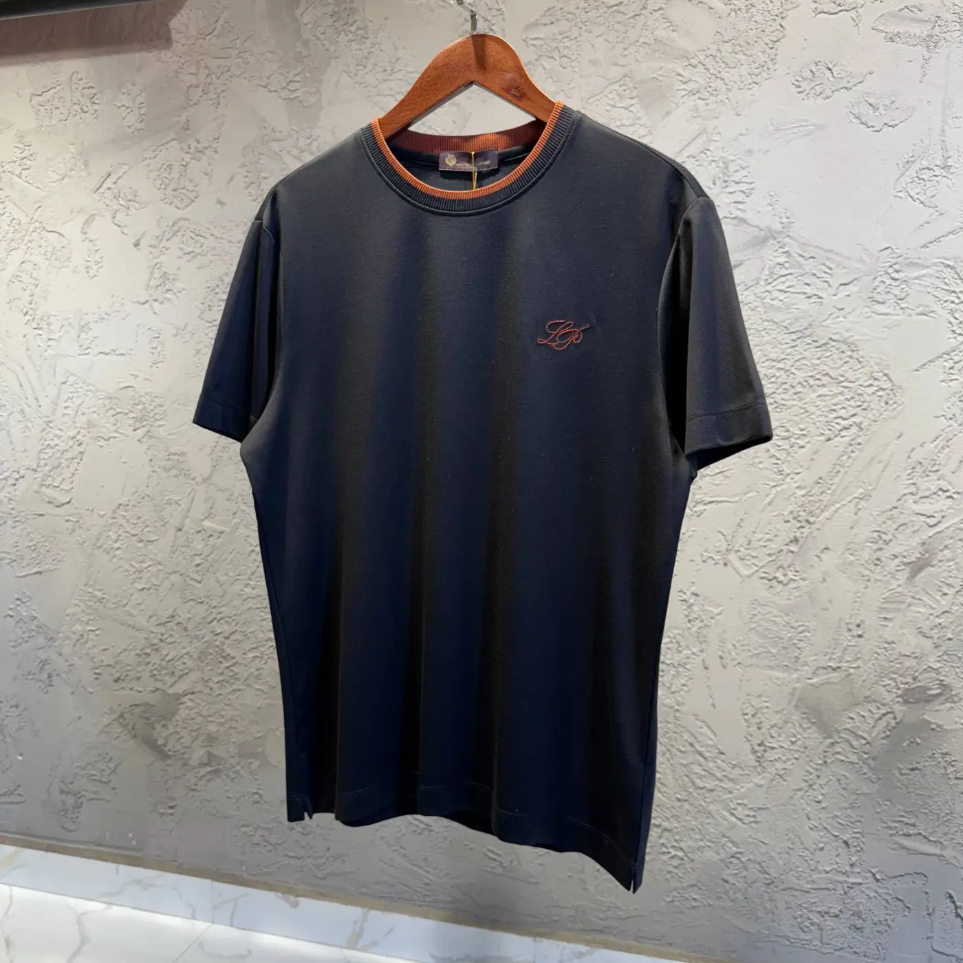 Loro Piana Siyah Nakış Logo Detay Tişört