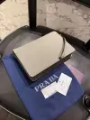 Prada Gri El Çantası